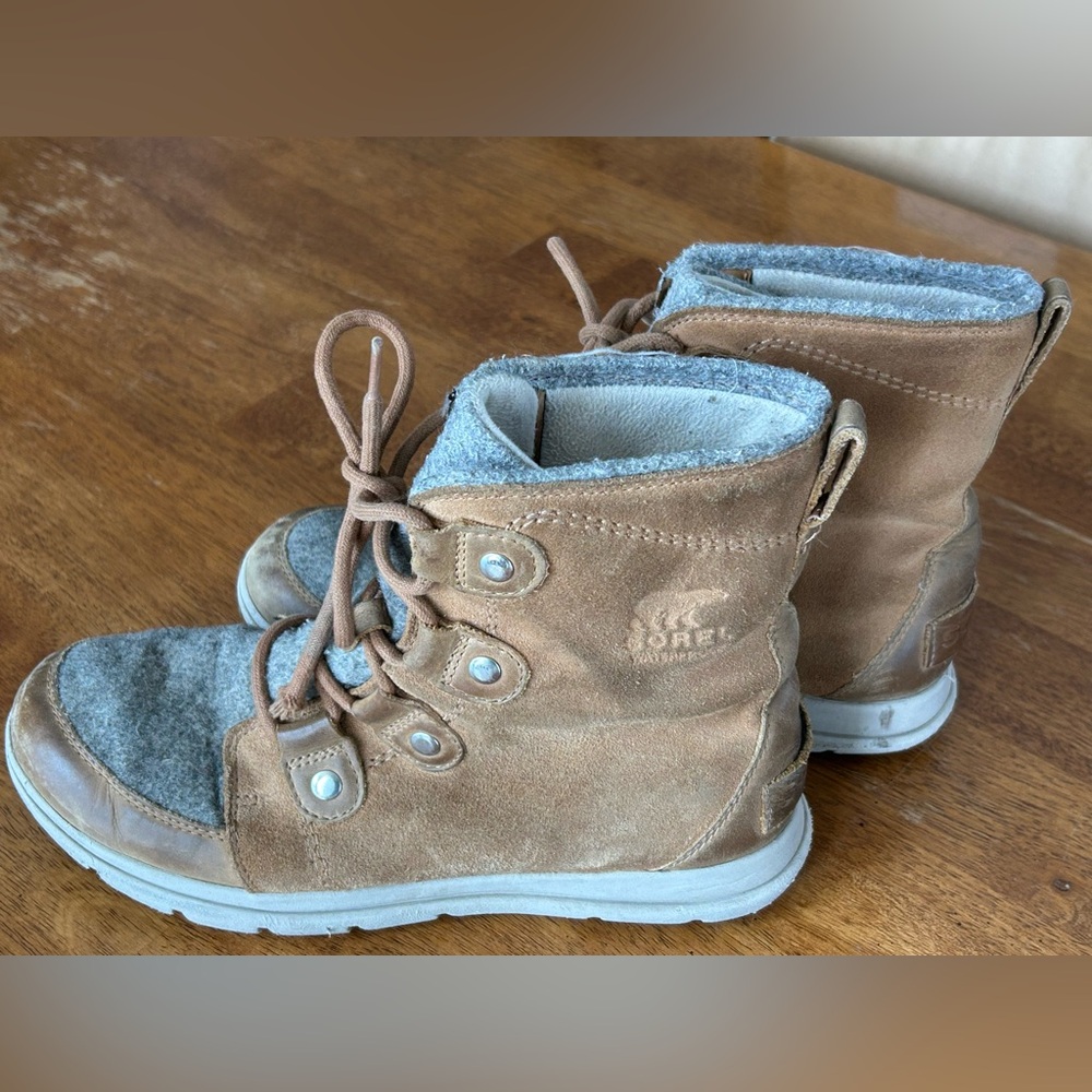Sorel Explorer Joan Boots Women's Suede Leather Felt Rain Snow Casual Sz 9.5
